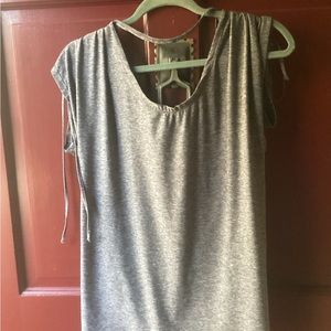 Cute work out top Sz m